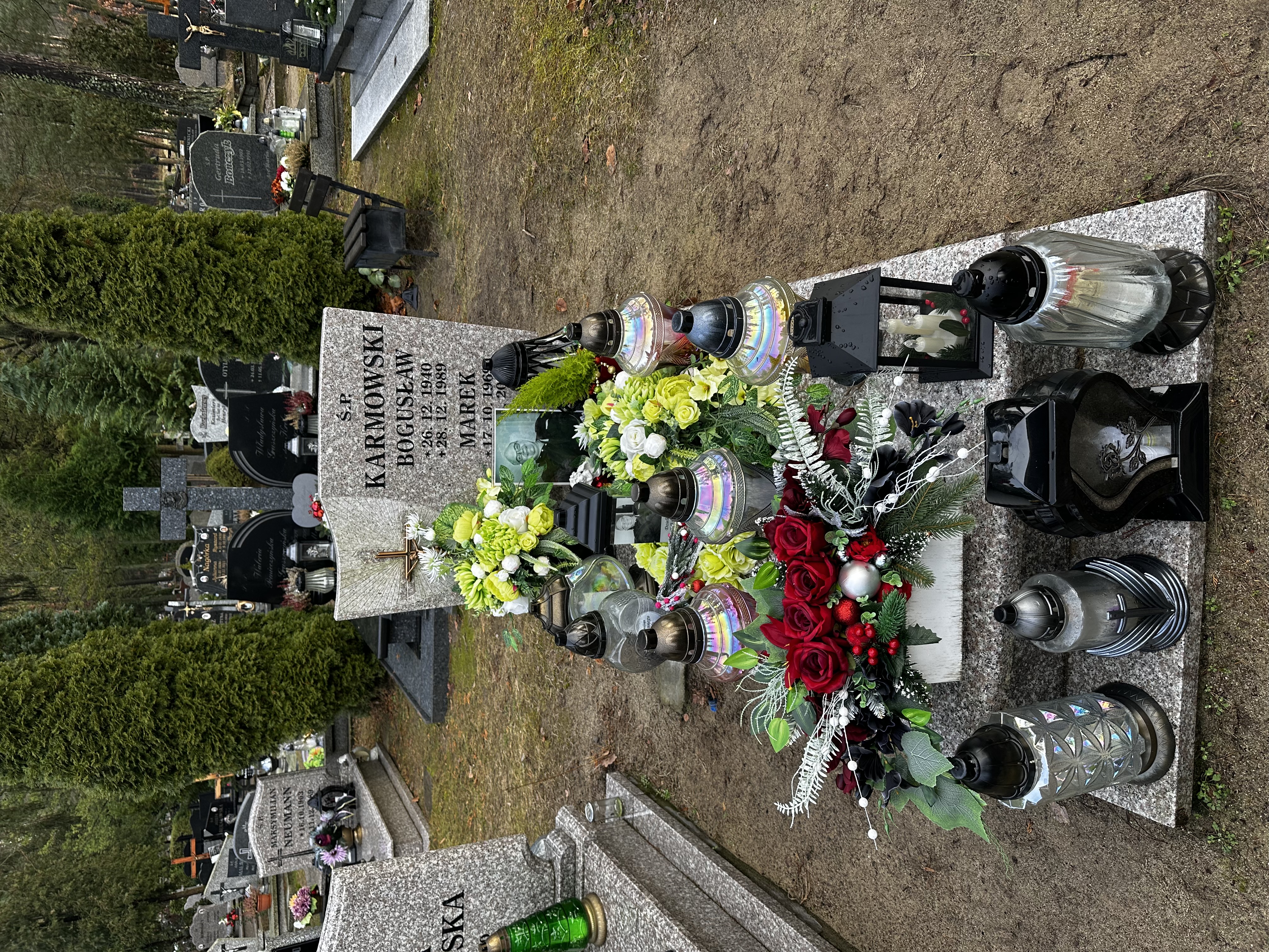 Grób Bogusław Karmowski
