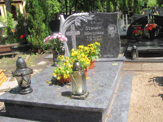 Grób Mieczysław Szwarc
