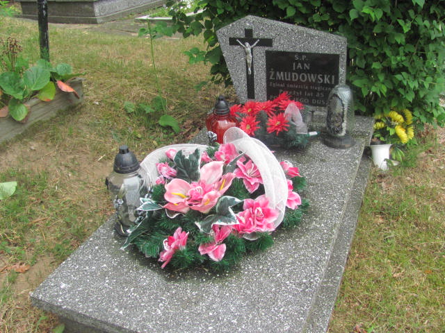 Grób Jan Żmudowski