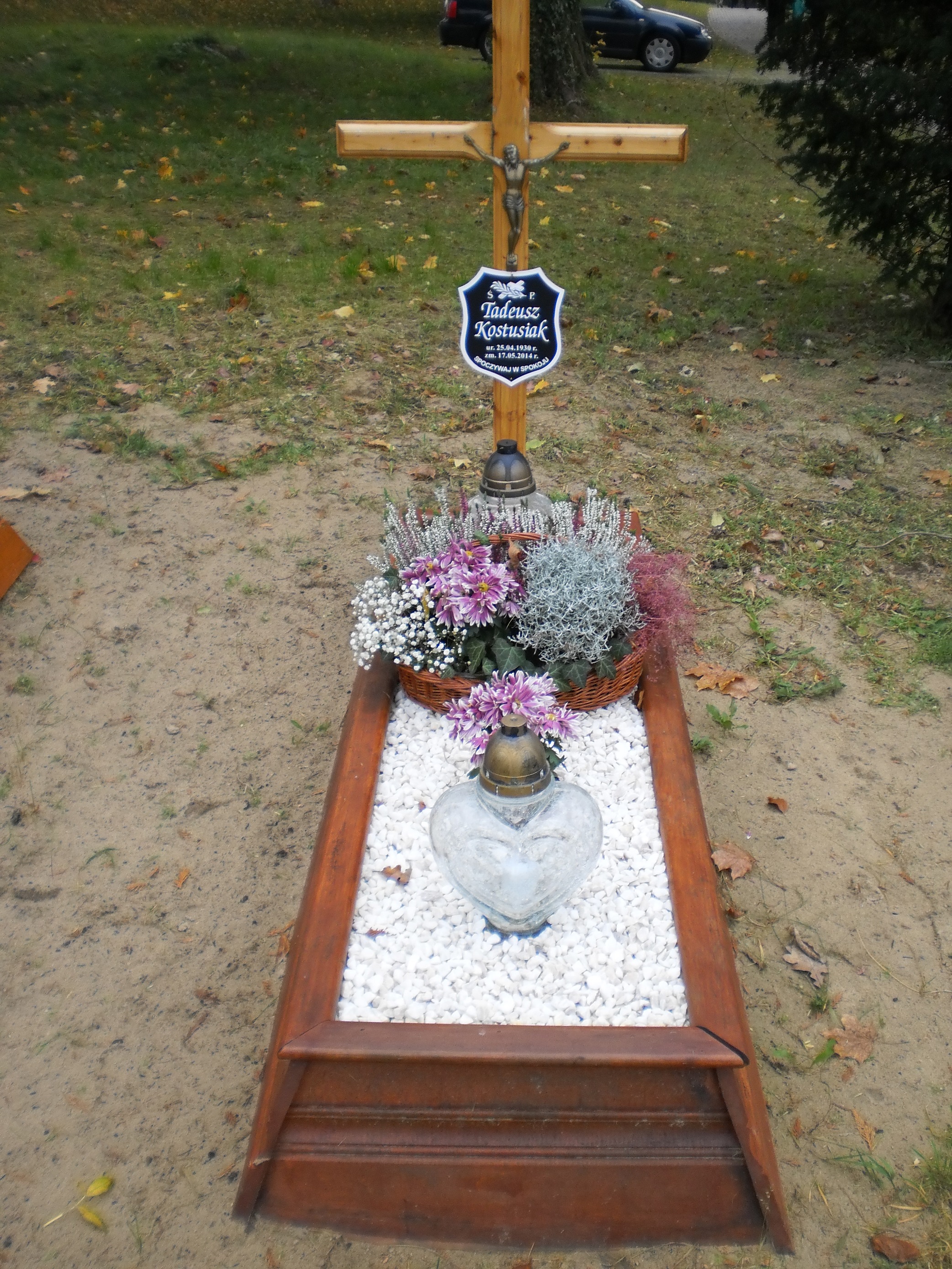 Grób Tadeusz Kostusiak